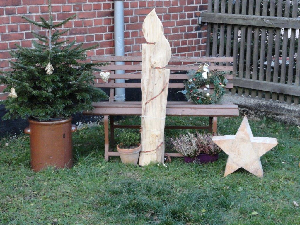 2025 08 Koffer im Vorgarten